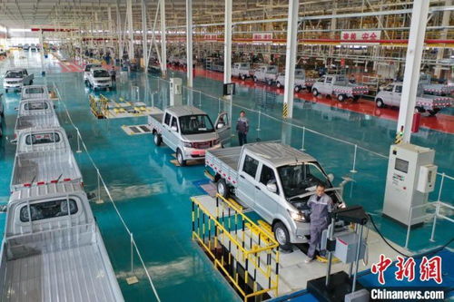 貴州匯川 趕訂單 汽車(chē)工廠(chǎng)生產(chǎn)忙